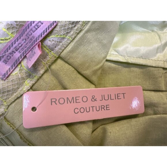 NWT Romeo & Juliet Couture Neon Green Lace Skirt w/White Floral Design Size M - Picture 6 of 6